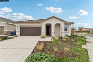 649 Lugana Lane, Oakley, CA 94561