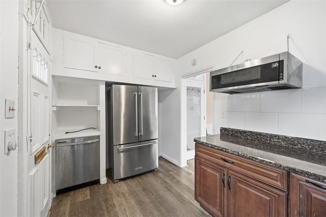 678 Gregg Ave, Bridgeville, PA 15017