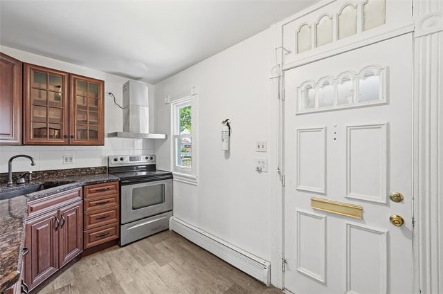 678 Gregg Ave, Bridgeville, PA 15017