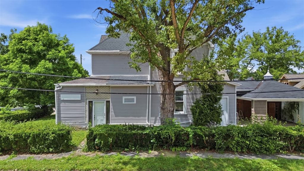 678 Gregg Ave, Bridgeville, PA 15017