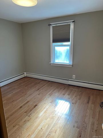 168 Pine Hill 1, Chester, NY 10918