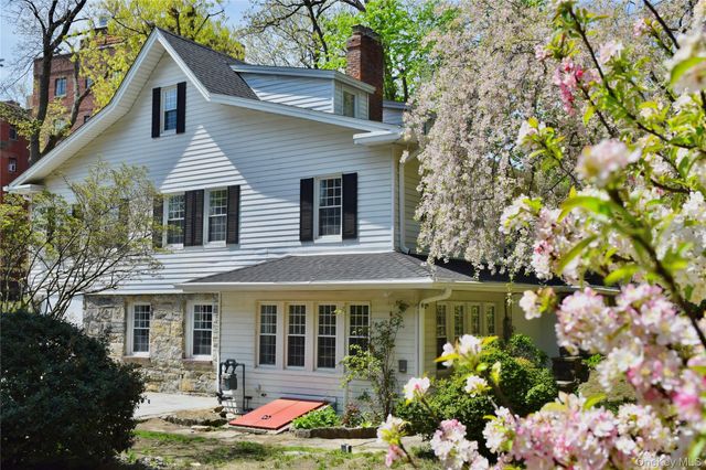 26 Latimer, Bronxville, NY 10708