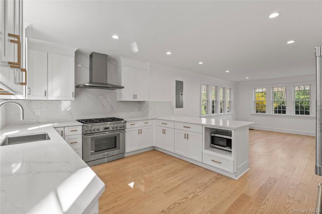 26 Latimer, Bronxville, NY 10708