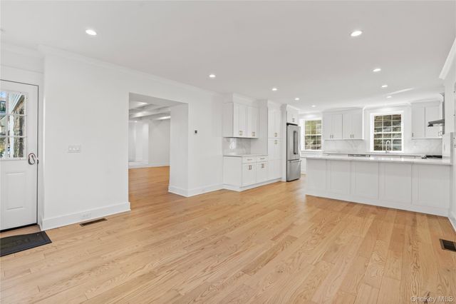 26 Latimer, Bronxville, NY 10708