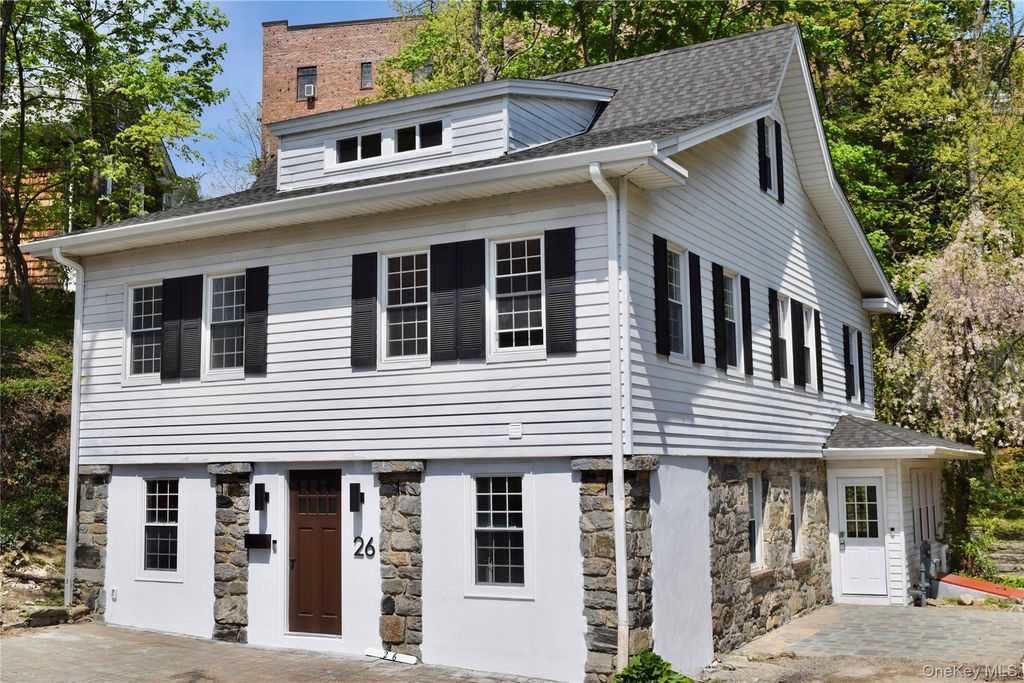 26 Latimer, Bronxville, NY 10708