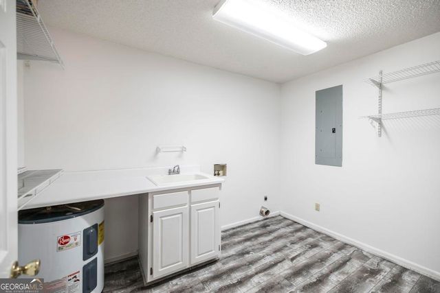 925 W Tanglewood Drive, Dublin, GA 31021