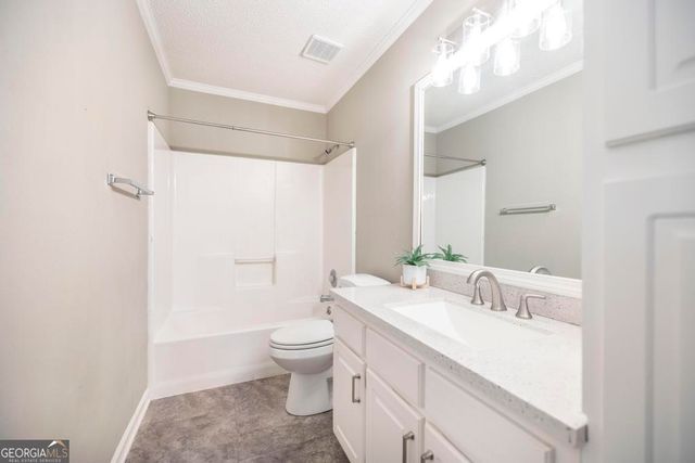 925 W Tanglewood Drive, Dublin, GA 31021