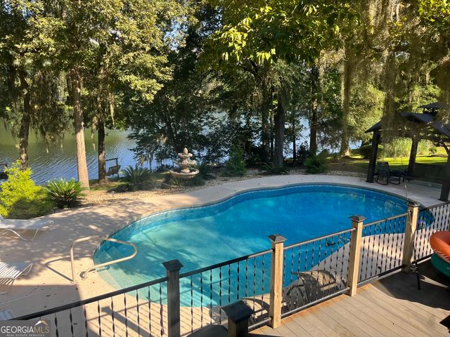 925 W Tanglewood Drive, Dublin, GA 31021