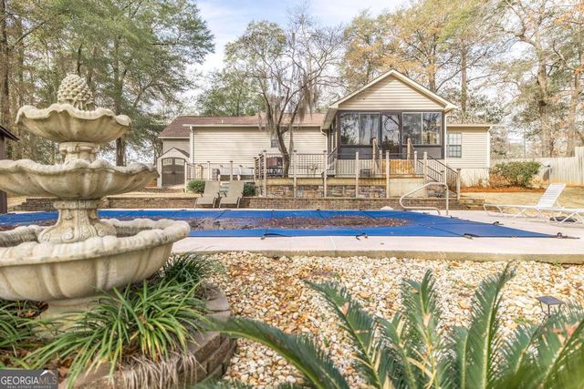 925 W Tanglewood Drive, Dublin, GA 31021