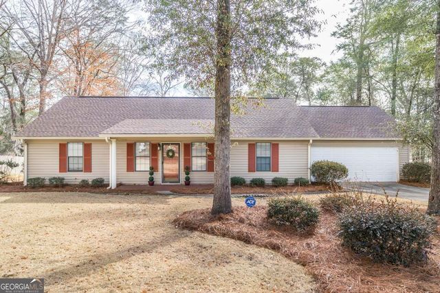 925 W Tanglewood Drive, Dublin, GA 31021