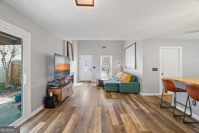 2772 Saint Charles Lane NW, Kennesaw, GA 30144