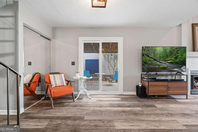 2772 Saint Charles Lane NW, Kennesaw, GA 30144