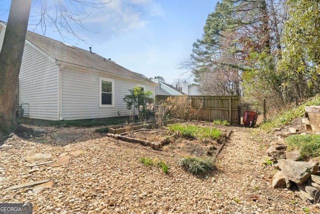 2772 Saint Charles Lane NW, Kennesaw, GA 30144