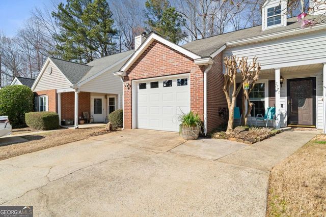 2772 Saint Charles Lane NW, Kennesaw, GA 30144
