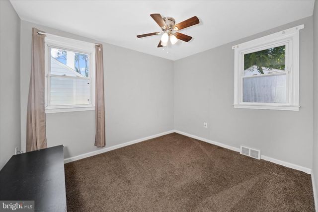 28 GAIL RD, New Castle, DE 19720