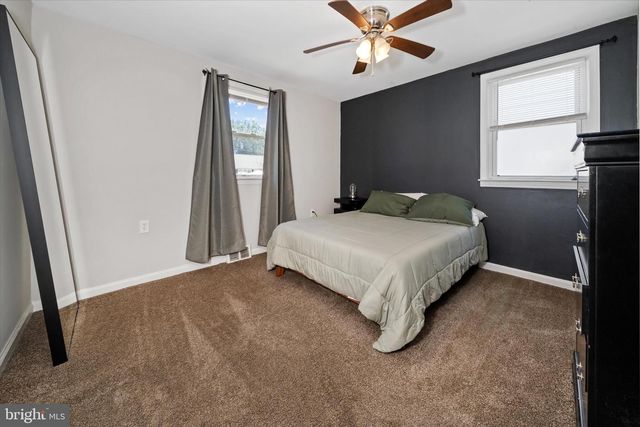 28 GAIL RD, New Castle, DE 19720