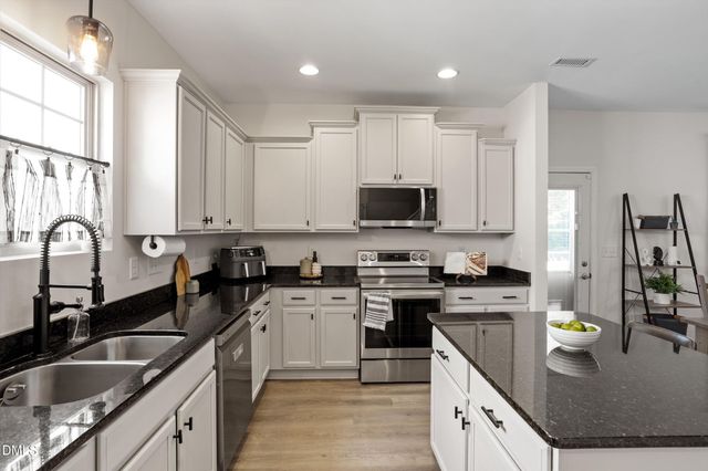 915 Award Street, Fuquay Varina, NC 27526