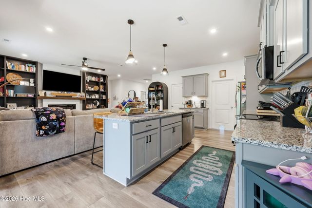 160 Falkirk Court, Carthage, NC 28327