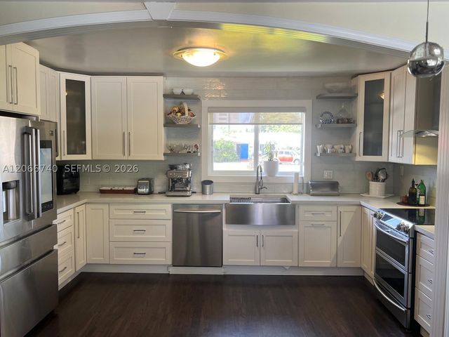 3460 Buchanan St, Hollywood, FL 33021