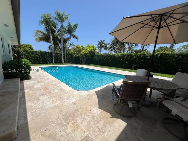 3460 Buchanan St, Hollywood, FL 33021