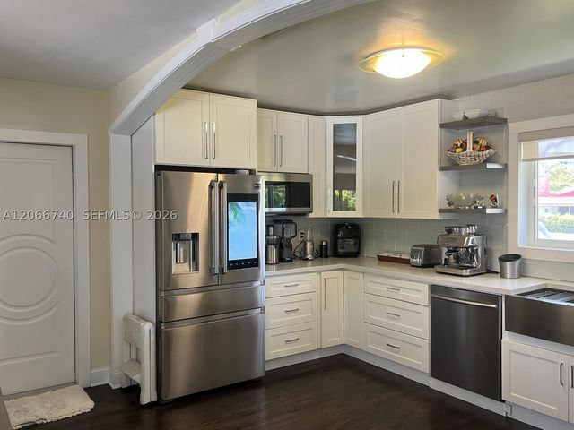 3460 Buchanan St, Hollywood, FL 33021