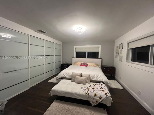 3460 Buchanan St, Hollywood, FL 33021
