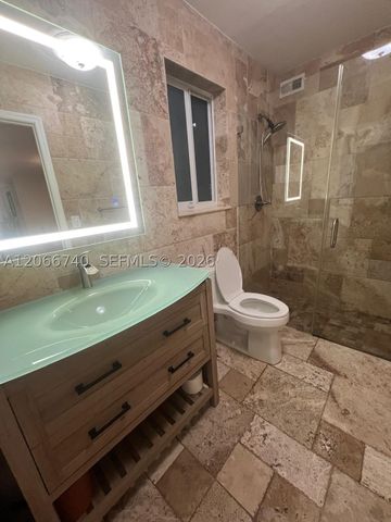 3460 Buchanan St, Hollywood, FL 33021
