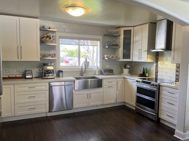 3460 Buchanan St, Hollywood, FL 33021