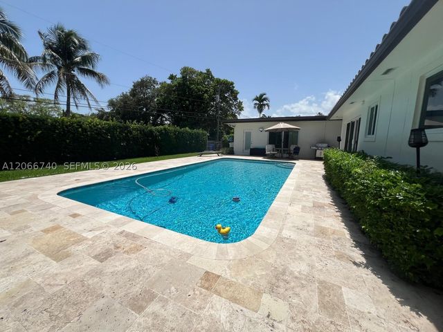 3460 Buchanan St, Hollywood, FL 33021