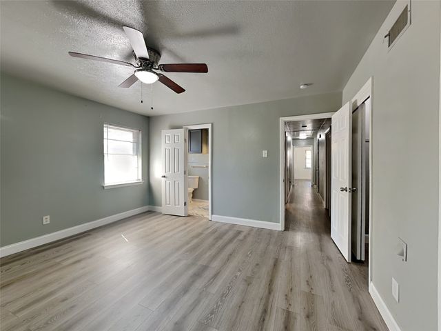 836 Misty Glen Lane, Dallas, TX 75232