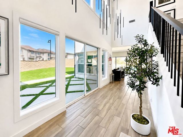 12316 N Finch Court, Porter Ranch (los Angeles), CA 91326