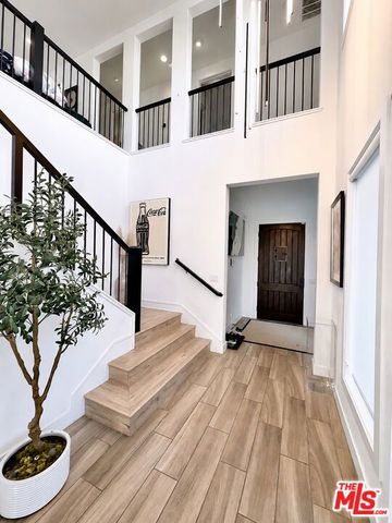 12316 N Finch Court, Porter Ranch (los Angeles), CA 91326