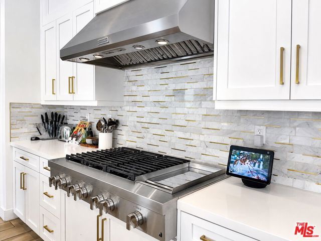 12316 N Finch Court, Porter Ranch (los Angeles), CA 91326