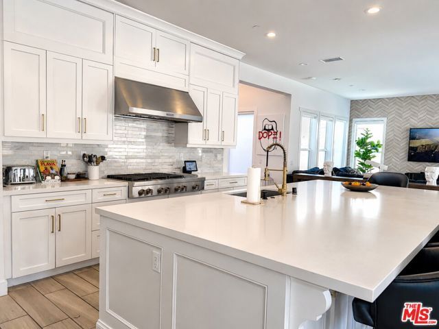 12316 N Finch Court, Porter Ranch (los Angeles), CA 91326