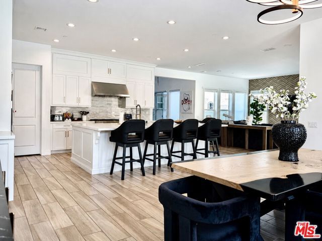 12316 N Finch Court, Porter Ranch (los Angeles), CA 91326