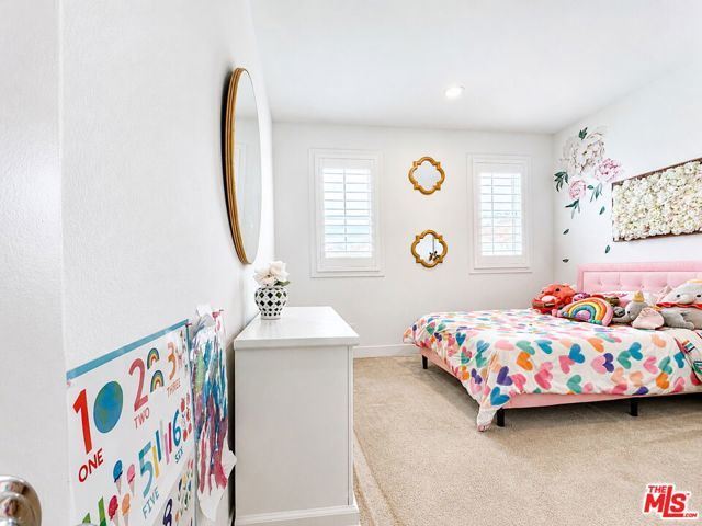 12316 N Finch Court, Porter Ranch (los Angeles), CA 91326