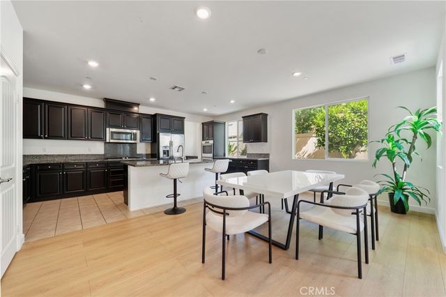 6956 La Rochelle Way, Chino, CA 91710