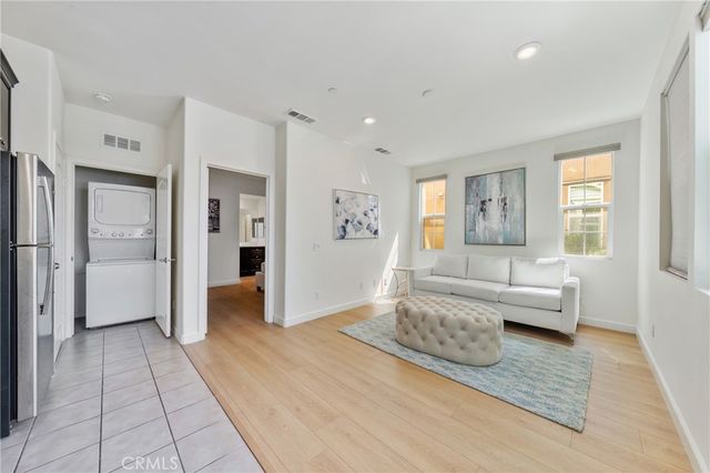 6956 La Rochelle Way, Chino, CA 91710