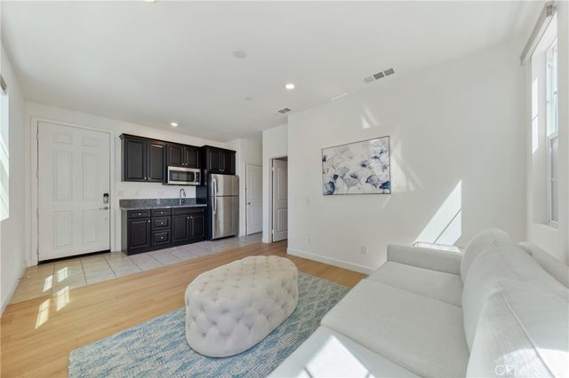 6956 La Rochelle Way, Chino, CA 91710