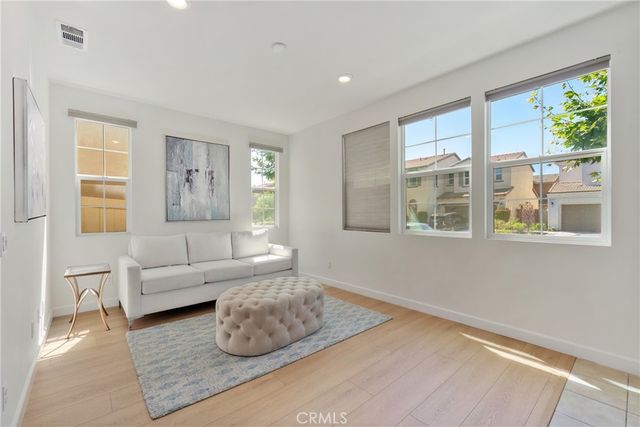 6956 La Rochelle Way, Chino, CA 91710