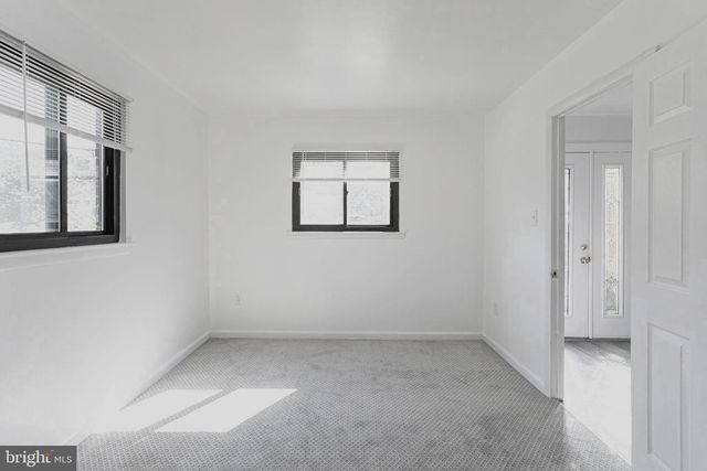 4203 LYONS ST, Temple Hills, MD 20748