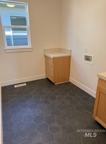 755 W Wrangler, Meridian, ID 83646