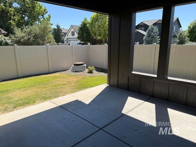 755 W Wrangler, Meridian, ID 83646