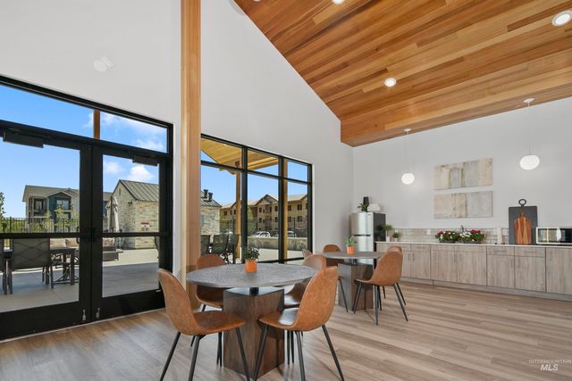 755 W Wrangler, Meridian, ID 83646