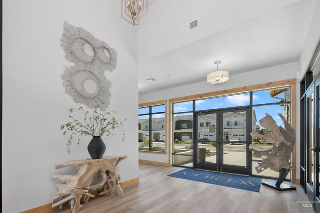 755 W Wrangler, Meridian, ID 83646