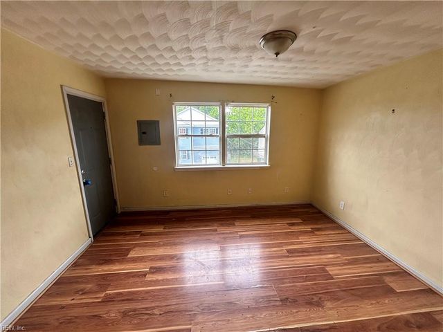 730 Roswell AVE, Norfolk, VA 23504