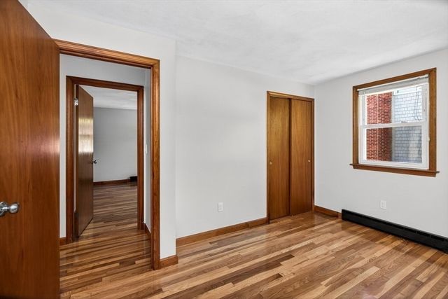 60 Pinedale St, Southbridge, MA 01550