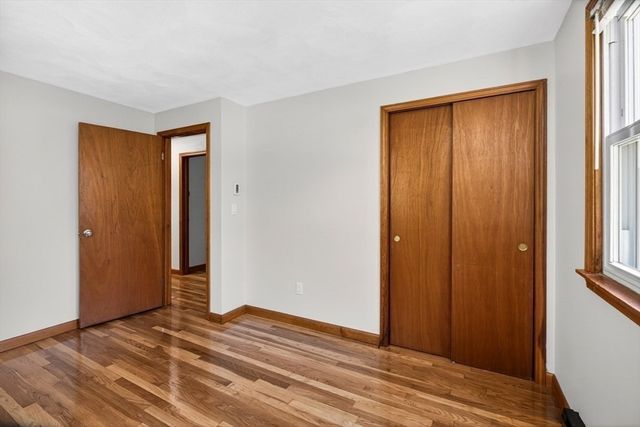 60 Pinedale St, Southbridge, MA 01550