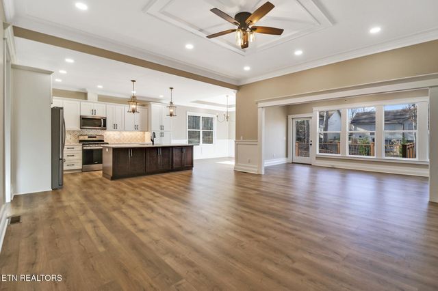 116 Highgate Drive, Crossville, TN 38558