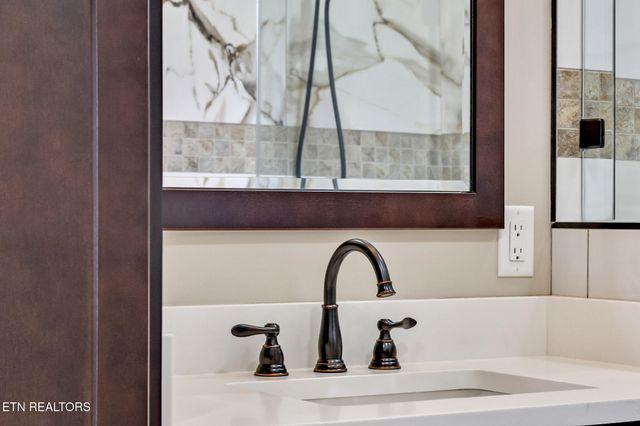 116 Highgate Drive, Crossville, TN 38558